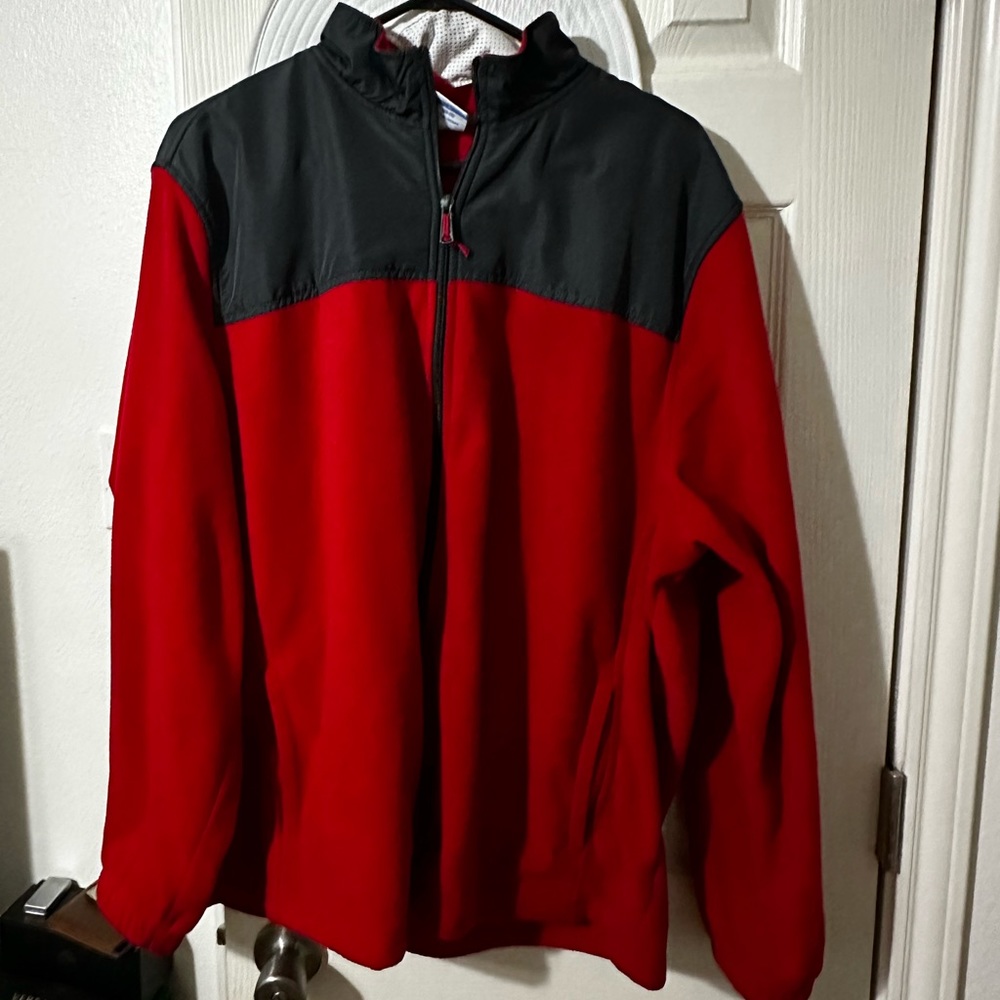 Fleece zip up sweater by Starter
